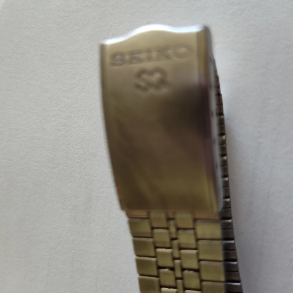 Seiko‎ Silver Digital Watch